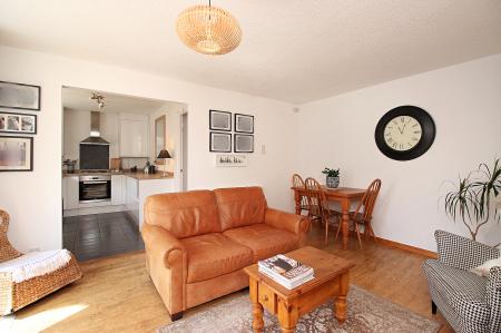 2 bedroom Semi-detached bungalow for sale in Berrington Close, Botcheston, LE9