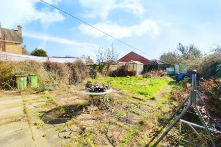 3 bedroom Detached house for sale in Bidford Road, Braunstone Town, LE3