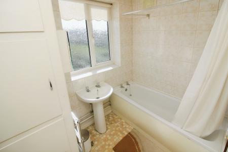3 bedroom Detached house for sale in Bidford Road, Braunstone Town, LE3