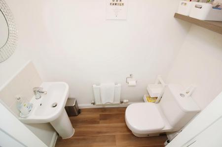 4 bedroom Semi-detached house for sale in Birch Lane, Glenfield, LE3