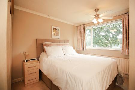 3 bedroom Semi-detached house for sale in Blakesley Walk, Beaumont Leys, LE4