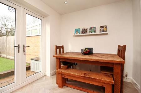 3 bedroom Semi-detached house for sale in Bluebell Close, Kirby Muxloe, LE9