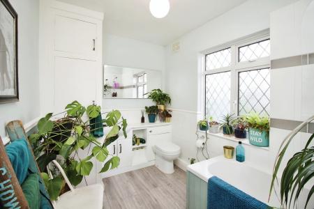 2 bedroom Semi-detached house for sale in Braunstone Close, Braunstone Town, LE3