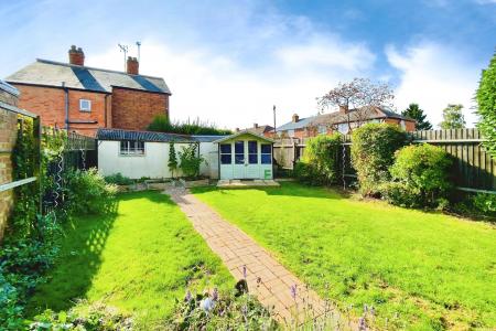2 bedroom Semi-detached house for sale in Braunstone Close, Braunstone Town, LE3