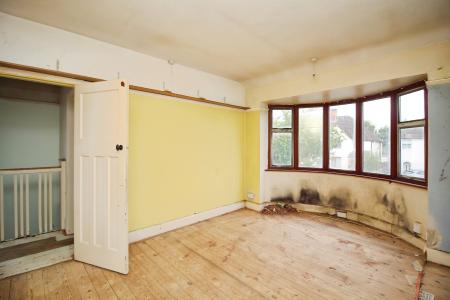 3 bedroom Semi-detached house for sale in Braunstone Lane, Braunstone Town, LE3