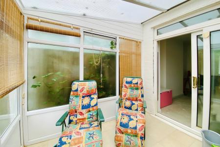 4 bedroom Semi-detached house for sale in Braunstone Lane, Leicester, LE3