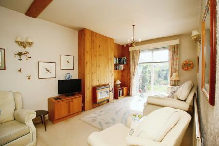 3 bedroom Semi-detached house for sale in Braunstone Lane, Leicester, LE3