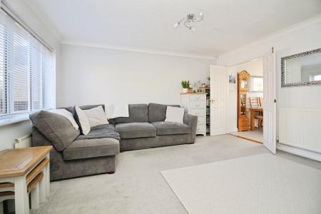 3 bedroom Semi-detached house for sale in Bromwich Close, Thorpe Astley, LE3