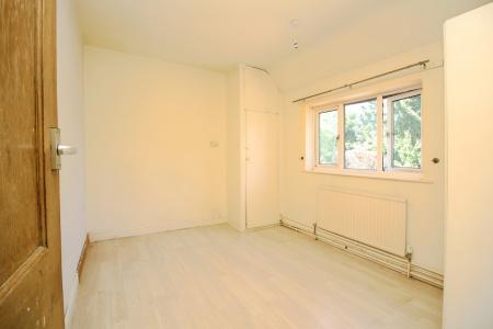 3 bedroom Semi-detached house for sale in Caldecote Road, Braunstone, LE3