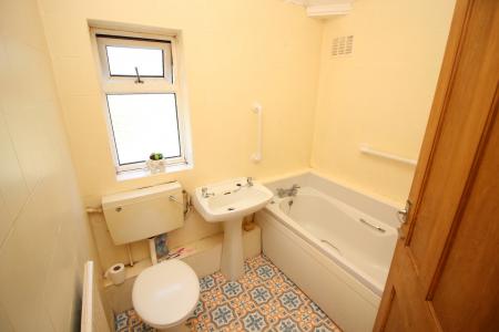 3 bedroom Semi-detached house for sale in Caldecote Road, Braunstone, LE3