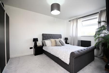 4 bedroom Detached house for sale in Claybrook Avenue, Braunstone Town, LE3