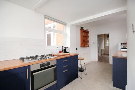 3 bedroom Semi-detached house for sale in Cooden Avenue, Leicester, LE3