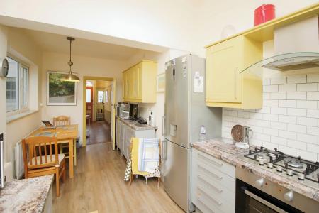 3 bedroom Semi-detached house for sale in Cooden Avenue, Leicester, LE3