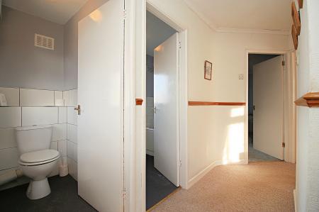 3 bedroom Semi-detached house for sale in Coplow Crescent, Syston, LE7