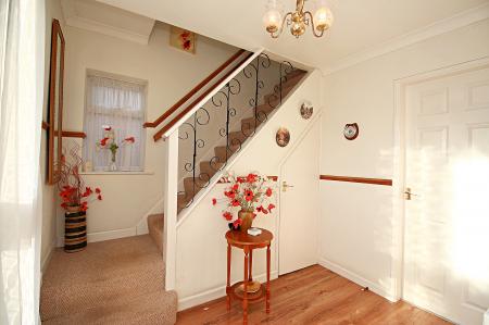 3 bedroom Semi-detached house for sale in Coplow Crescent, Syston, LE7