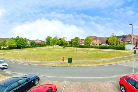 4 bedroom Semi-detached house for sale in Darien Way, Thorpe Astley, LE3