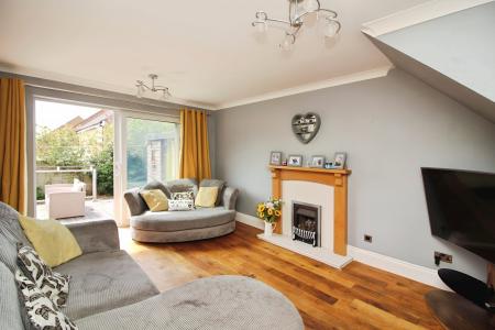 4 bedroom Semi-detached house for sale in Darien Way, Thorpe Astley, LE3