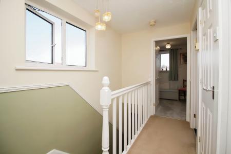 4 bedroom Semi-detached house for sale in Derwent Close, Earl Shilton, LE9