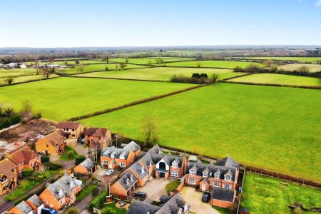 5 bedroom Detached house for sale in Dunton Road, Broughton Astley, LE9