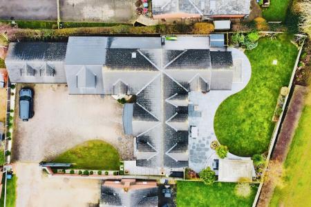 5 bedroom Detached house for sale in Dunton Road, Broughton Astley, LE9