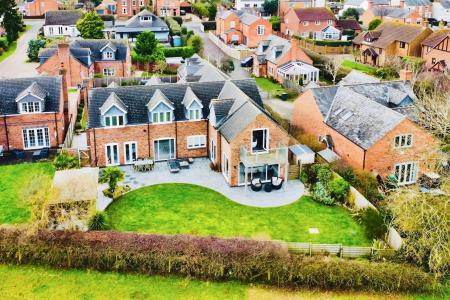 5 bedroom Detached house for sale in Dunton Road, Broughton Astley, LE9