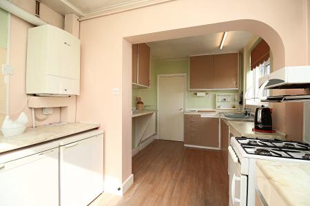 3 bedroom Semi-detached house for sale in Edward Avenue, Braunstone Town, LE3