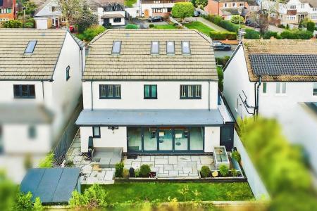 Fairefield Crescent, Glenfield, LE3