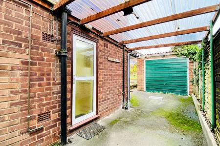 3 bedroom Detached house for sale in Farmway, Braunstone Town, LE3