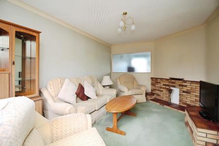 3 bedroom Semi-detached house for sale in Fieldhurst Avenue, Braunstone Town, LE3