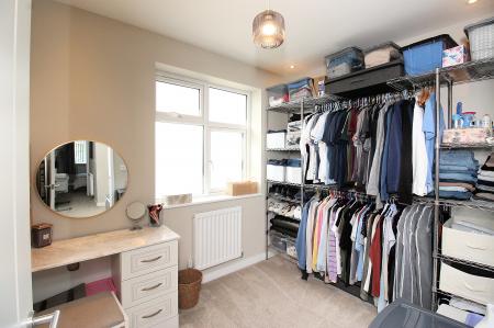 4 bedroom Detached house for sale in Fieldway, Earl Shilton, LE9