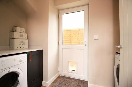 4 bedroom Detached house for sale in Fieldway, Earl Shilton, LE9