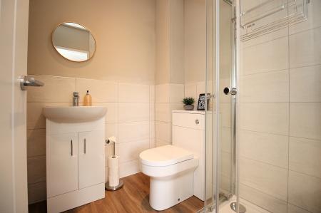 4 bedroom Detached house for sale in Fieldway, Earl Shilton, LE9