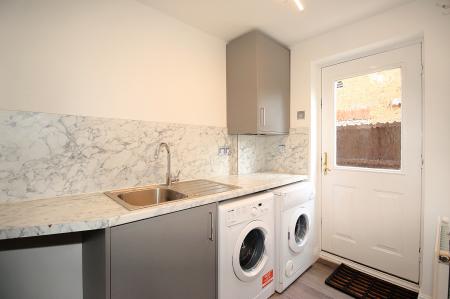 5 bedroom Detached house for sale in Forest House Lane, Leicester Forest East, LE3