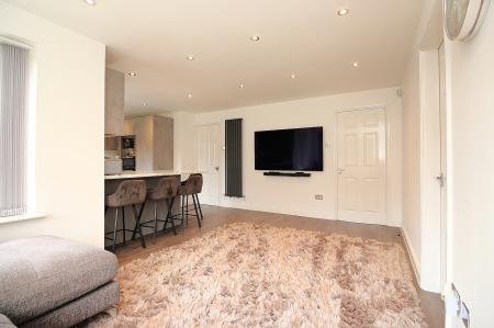 5 bedroom Detached house for sale in Forest House Lane, Leicester Forest East, LE3