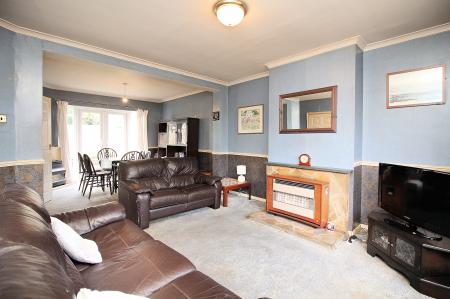 3 bedroom Semi-detached house for sale in Glenfield Crescent, Glenfield, LE3