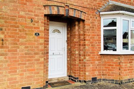 3 bedroom Semi-detached house for sale in Glenfield Crescent, Glenfield, LE3