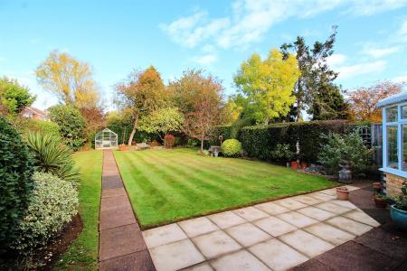 3 bedroom Detached house for sale in Glenfield Frith Drive, Glenfield, LE3