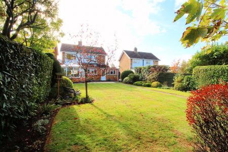 3 bedroom Detached house for sale in Glenfield Frith Drive, Glenfield, LE3