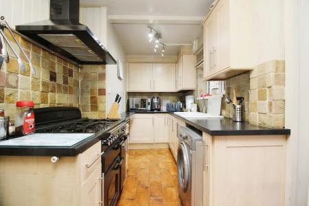 3 bedroom Semi-detached house for sale in Hallam Crescent East, Braunstone, LE3