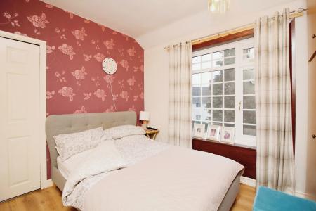 3 bedroom Semi-detached house for sale in Hallam Crescent East, Braunstone, LE3