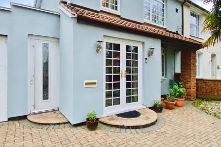 3 bedroom Semi-detached house for sale in Hallam Crescent East, Braunstone, LE3