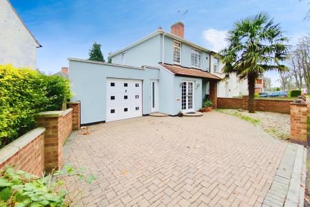 3 bedroom Semi-detached house for sale in Hallam Crescent East, Braunstone, LE3