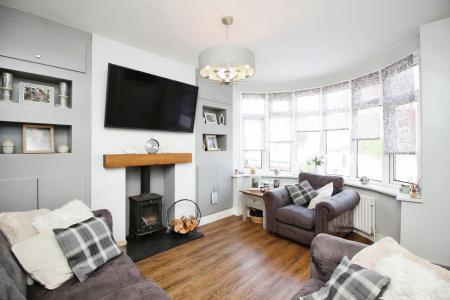 3 bedroom Semi-detached house for sale in Hardie Crescent, Leicester, LE3