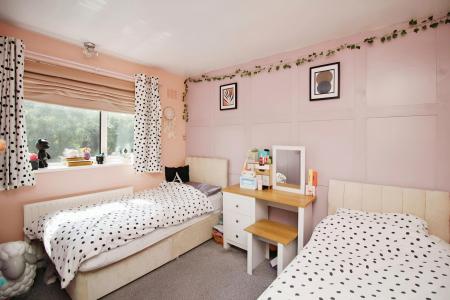 3 bedroom Semi-detached house for sale in Hardie Crescent, Leicester, LE3