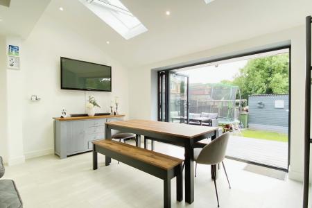 3 bedroom Semi-detached house for sale in Hardie Crescent, Leicester, LE3