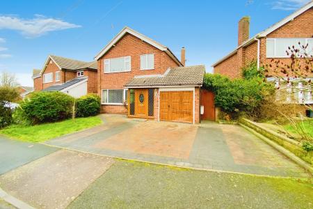 Harecroft Crescent, Sapcote, LE9