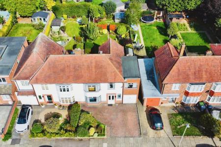 4 bedroom Semi-detached house for sale in Hilders Road, Western Park, Leicester, LE3