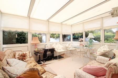 2 bedroom Semi-detached house for sale in Hinckley Road, Leicester Forest East, LE3