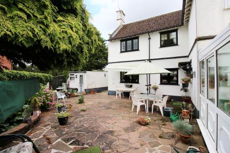 2 bedroom Semi-detached house for sale in Hinckley Road, Leicester Forest East, LE3