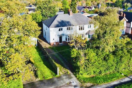 3 bedroom Semi-detached house for sale in Hinckley Road, Leicester Forest East, LE3